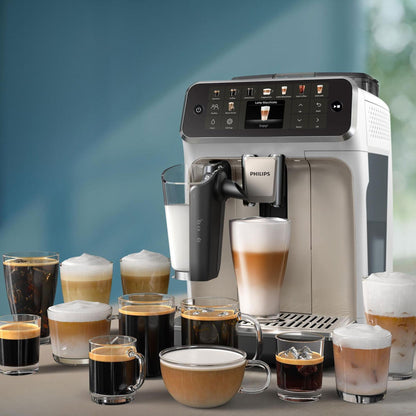 Espresso Kaffeevollautomat EP5543/90 5500 Series, 20 Getränke (heiß oder eisgekühlt) Modernes Farb-Touchdisplay, LatteGo-Milchsystem, SilentBrew Technologie, QuickStart, 1,8L Wassertank, Weißchrom